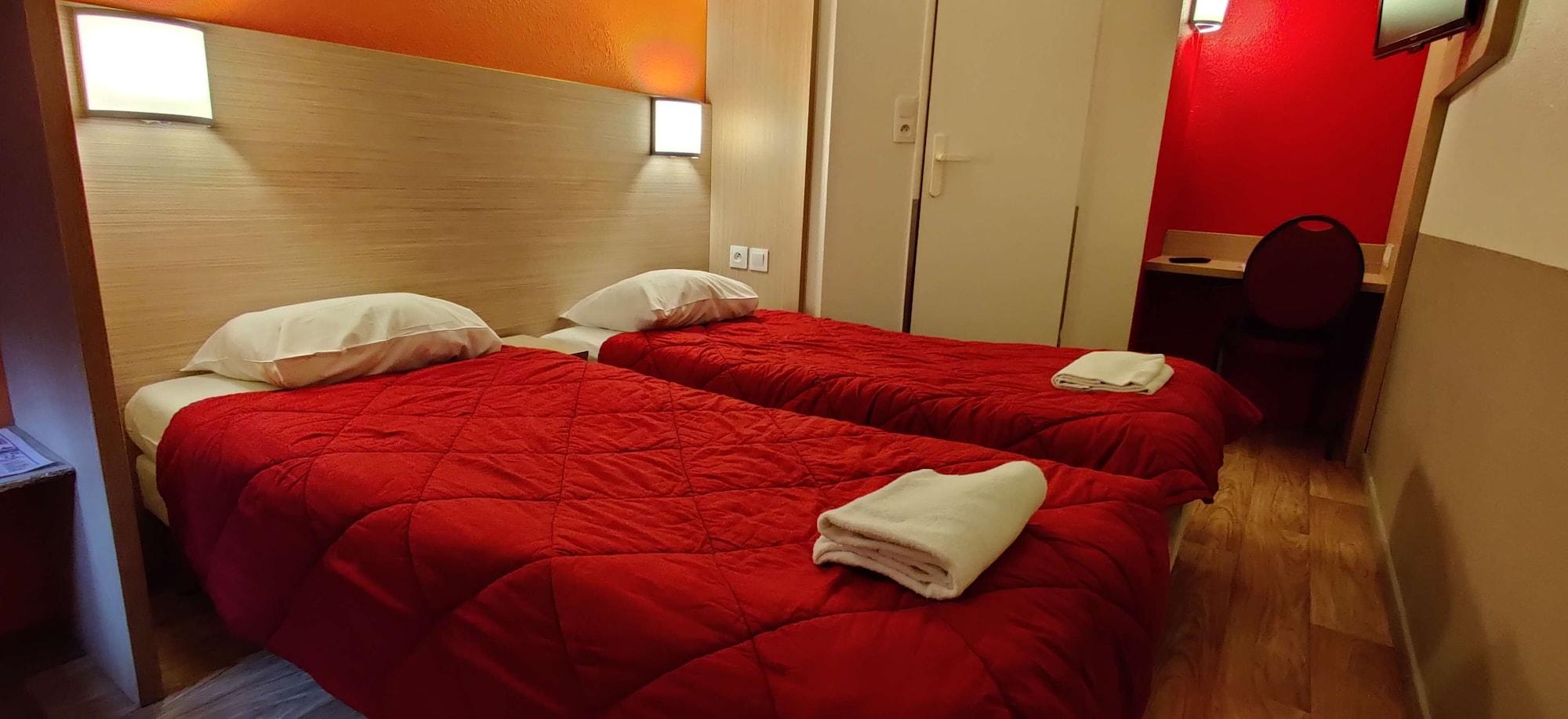 พรีเมียรคลาสฟอนเตเนย์เตรซิกนี Hotel ฟงต์เนย์-เตรซิญี ภายนอก รูปภาพ