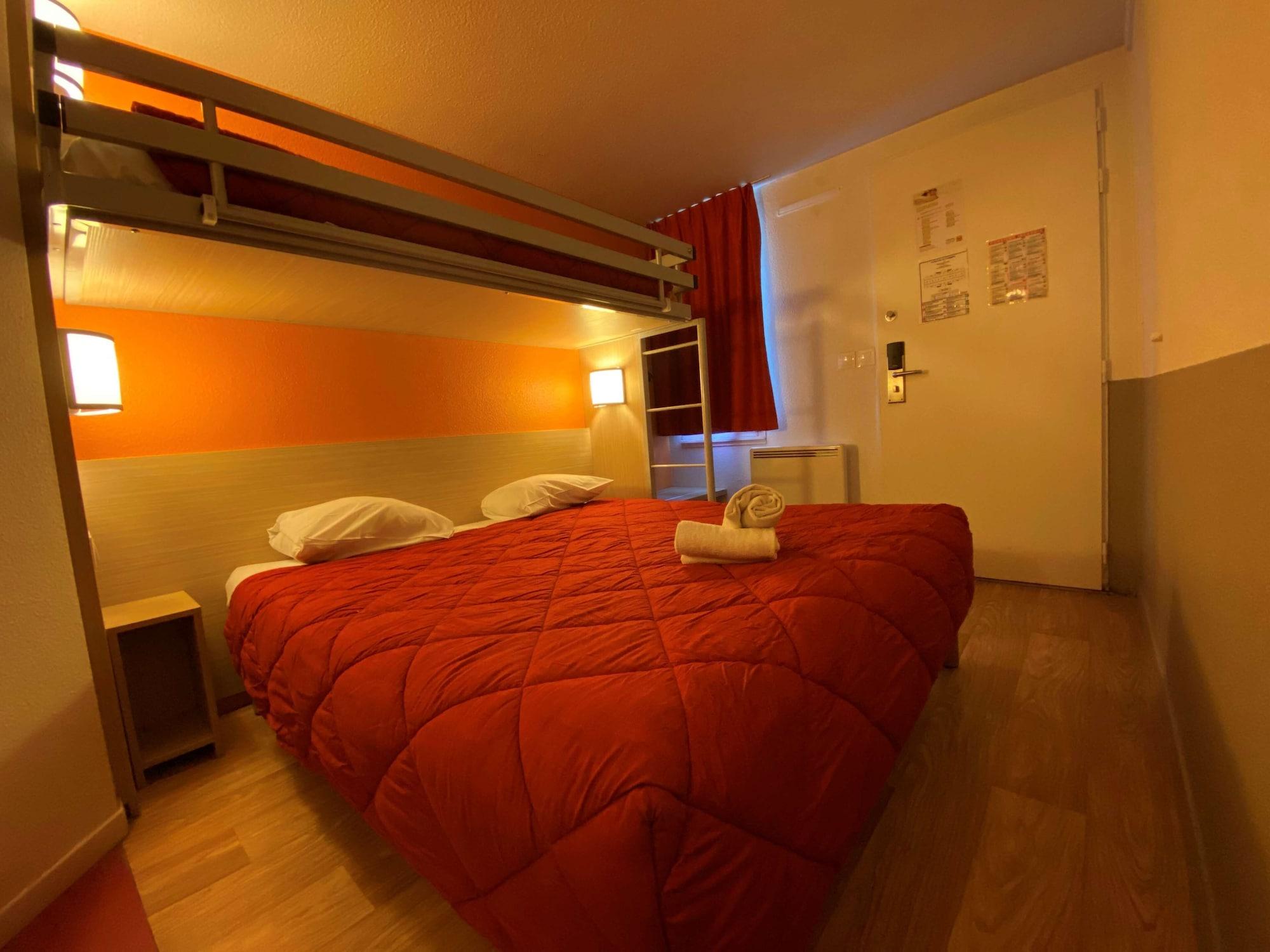พรีเมียรคลาสฟอนเตเนย์เตรซิกนี Hotel ฟงต์เนย์-เตรซิญี ภายนอก รูปภาพ